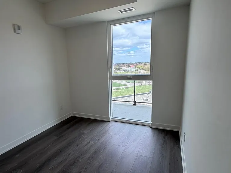 7 Erie Ave #805 — Photo 5