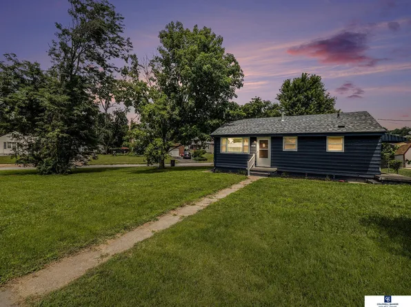 4238 Polk St, Omaha, NE 68107