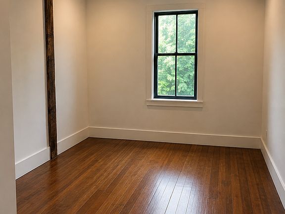 3rd image of 30 Stockbridge Rd #201