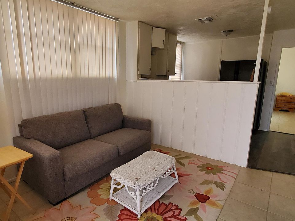 1st image of 3722 E Monte Vista Dr #B