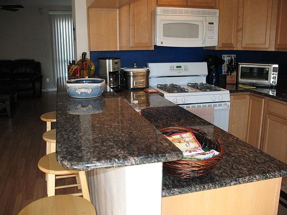 Kitchen -Granite Countertops