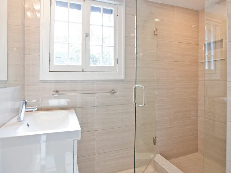 1400 Van Dyke St #301 — Photo 15