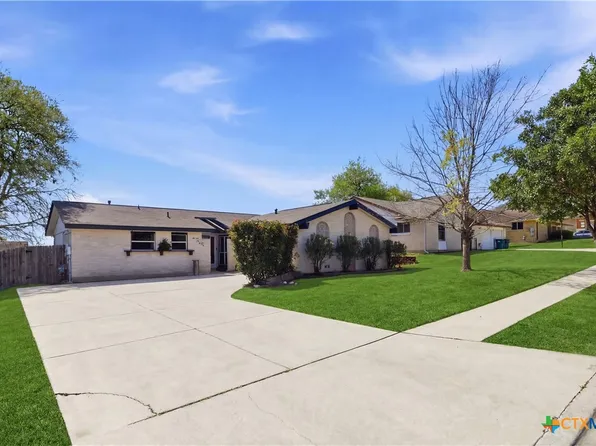 7522 Wishing Oaks St, Live Oak, TX 78233