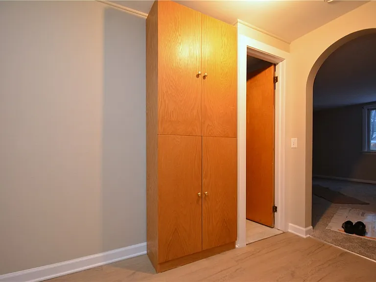 27 Boughton Ave — Photo 9