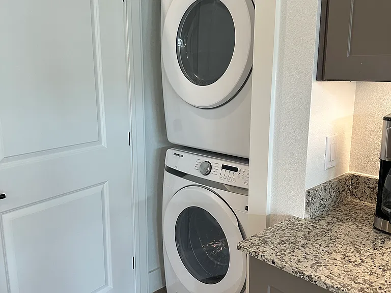 3035 Walnut Bend Ln — Photo 13