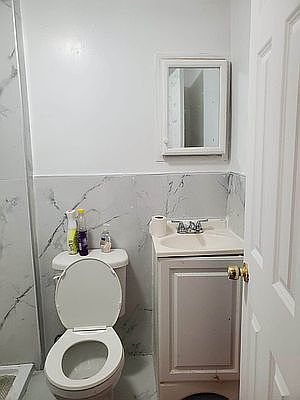 4th image of 1152 E 225th St #2