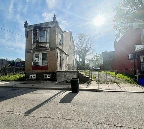 4th image of 6115 N Norwood St