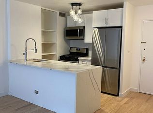 275 W 96th St APT 3F, New York, NY 10025
