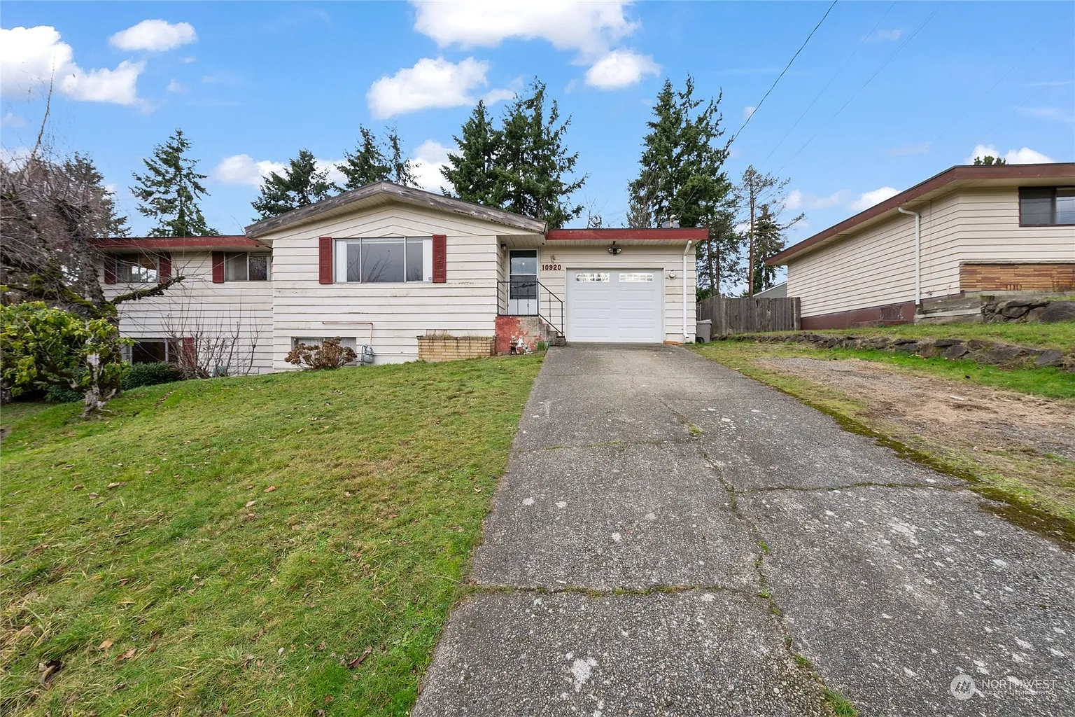 10920 SE 212th Street photo 1