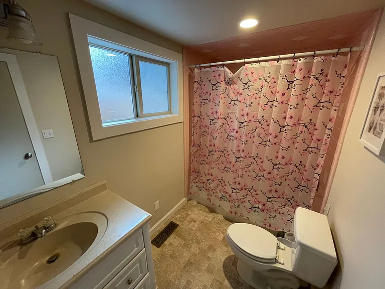 680 Taylor Way — Photo 14