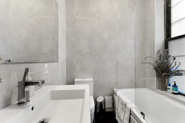 Rented by Owner | media 17