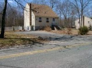291 Plain St, Taunton, MA 02780