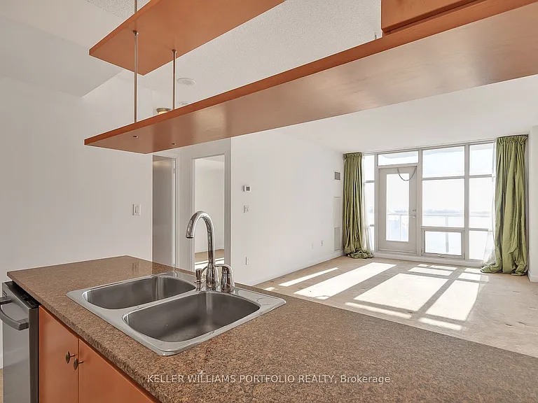 10 Navy Wharf Ct #2910 — Photo 8