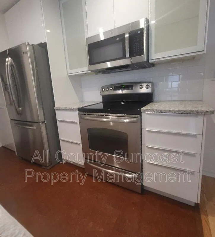 2 bed, 2.0 bath, $2,125 — Photo 2