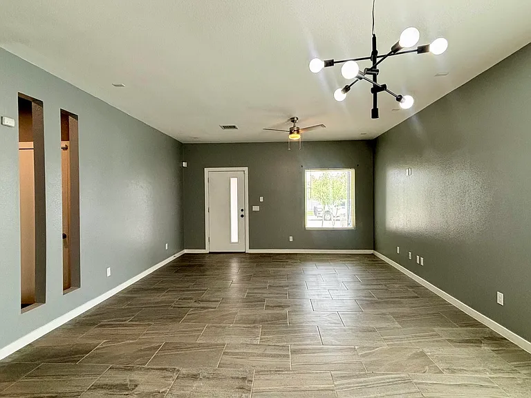 14928 John McNeely Ave — Photo 7