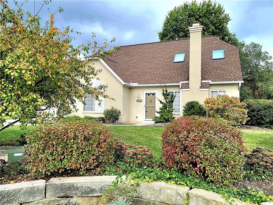1st image of 10390 N Pond Ln
