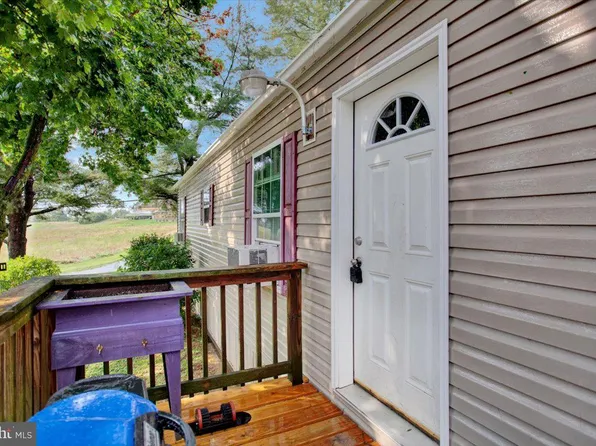 6 Dogwood Dr, Conestoga, PA 17516