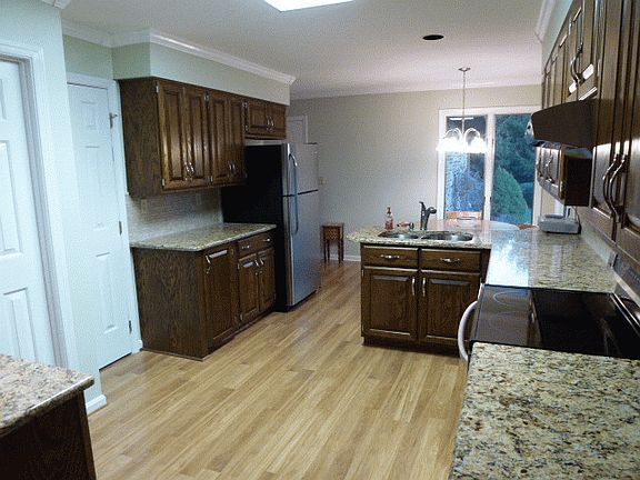 kitchen with hardwood laminate