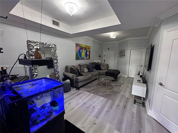4th image of 9014 W Flagler St #Townhouse 8