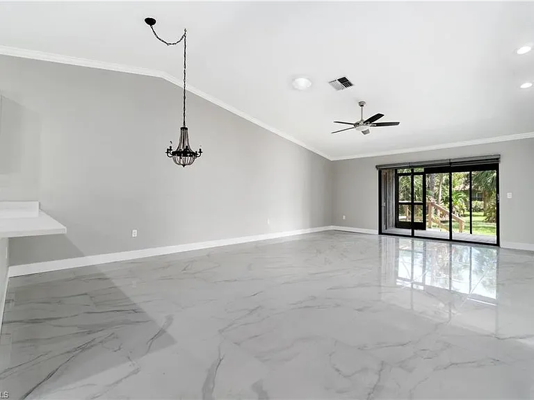 17754 Grande Bayou Ct — Photo 5