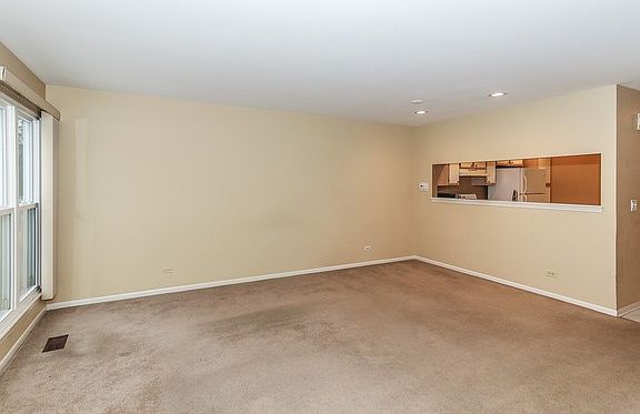 4th image of 1221 Hathaway Cir #1221