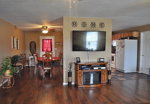 3rd image of 12077 Hidden Meadow Ln