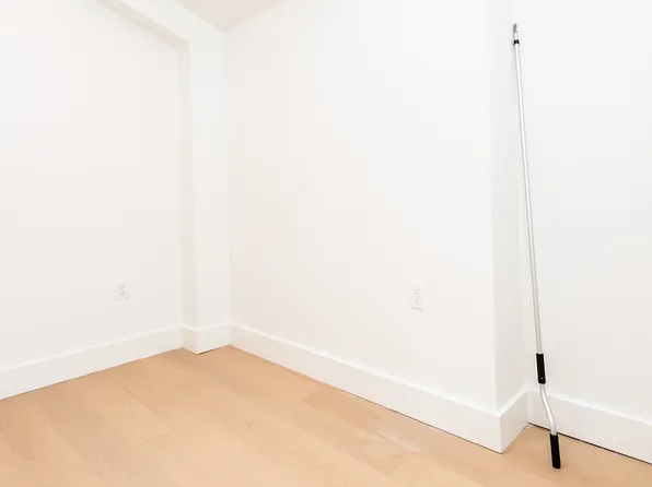 107 South 6th Street image 8 of 19