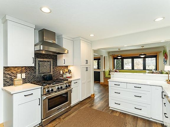 3rd image of 503 24th St SW