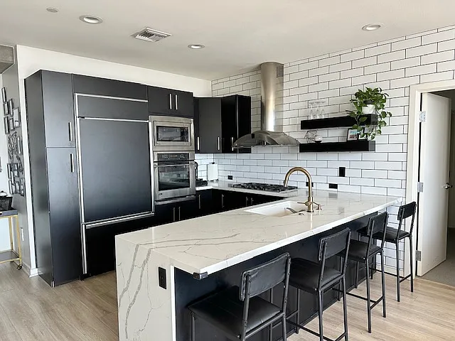 800 The Mark Ln #2307 — Photo 13
