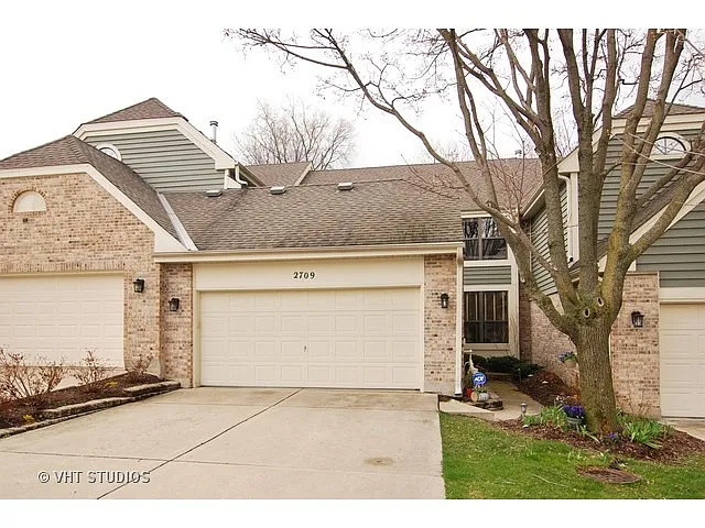 2709 Burton Dr photo 1
