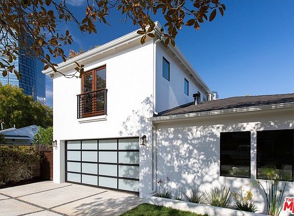 2nd image of 2016 Kerwood Ave