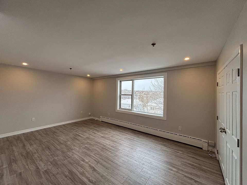 1st image of 49 Melrose Ave #42