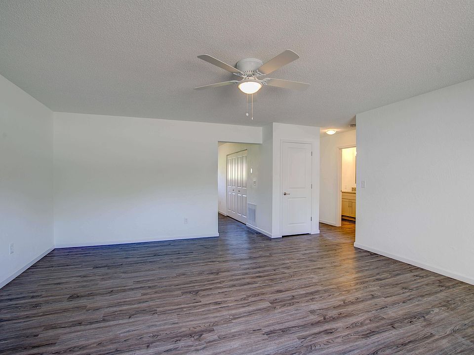1st image of 829 Park Entrance Pl #2