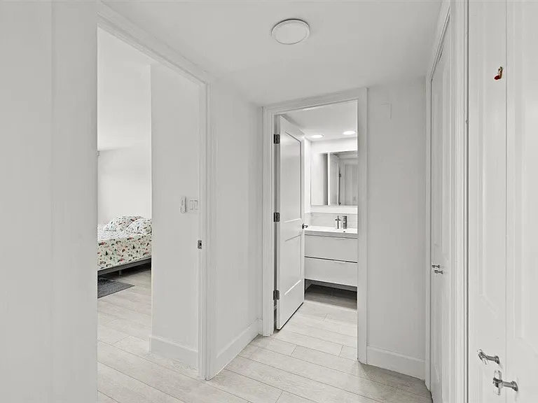 1401 N Riverside Dr #1104 — Photo 11