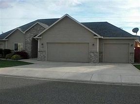 1st image of 405 Golden Dr