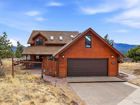 5th image of 215 Lakeshore Park Road