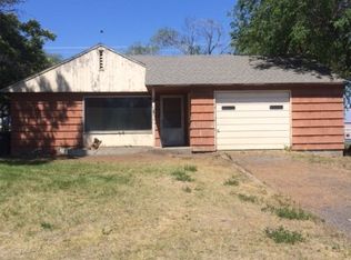 142 W Loop Dr, Moses Lake, WA 98837