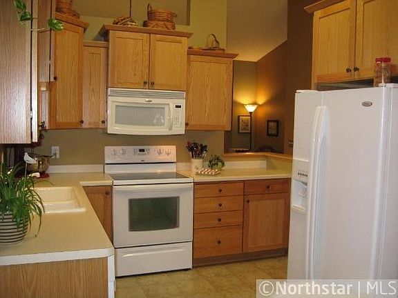 4th image of 20654 Everton Ct N