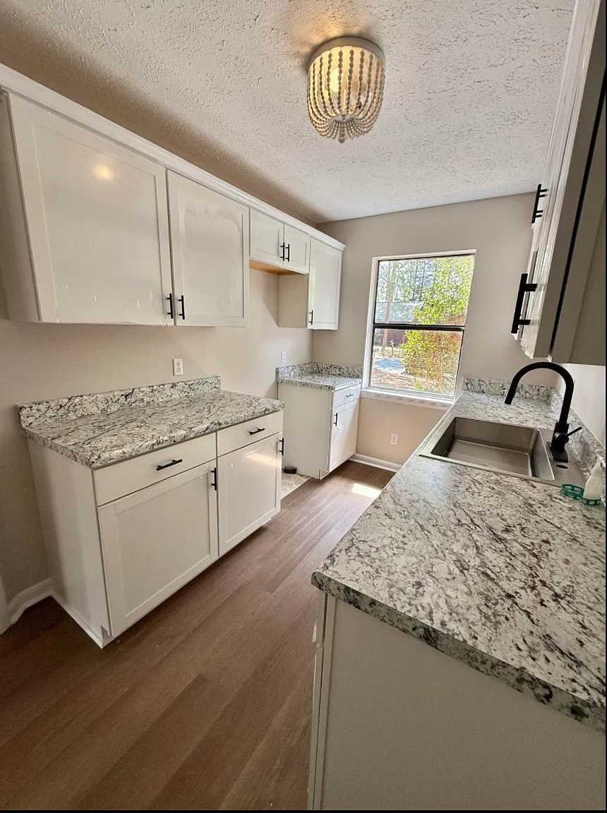 3552 Torbay Dr — Photo 3