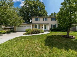2701 Harmony Dr, Bettendorf, IA