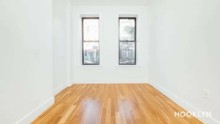 Rented by Nooklyn NYC LLC | media 19
