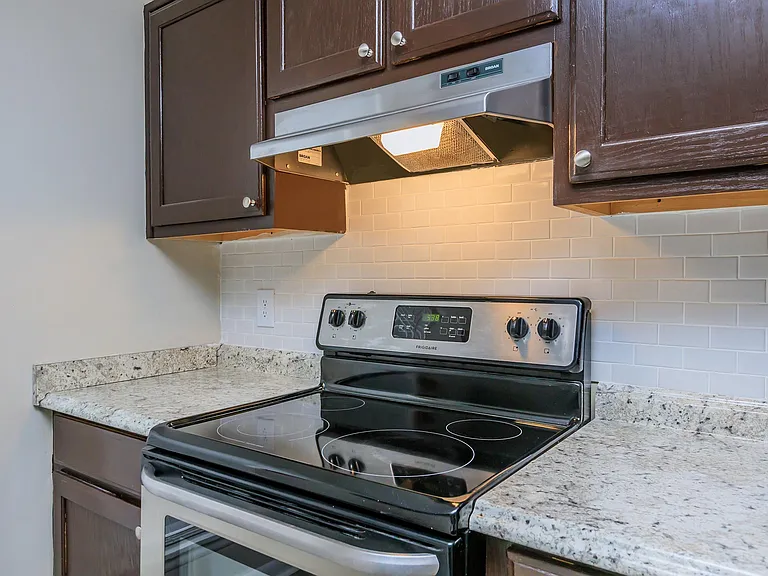 Ashley Oaks Apartments — Photo 34