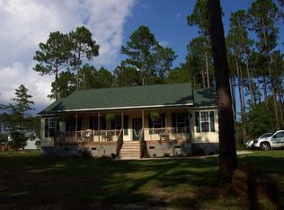 160 Lee Rogers Rd, Hubert, NC 28539