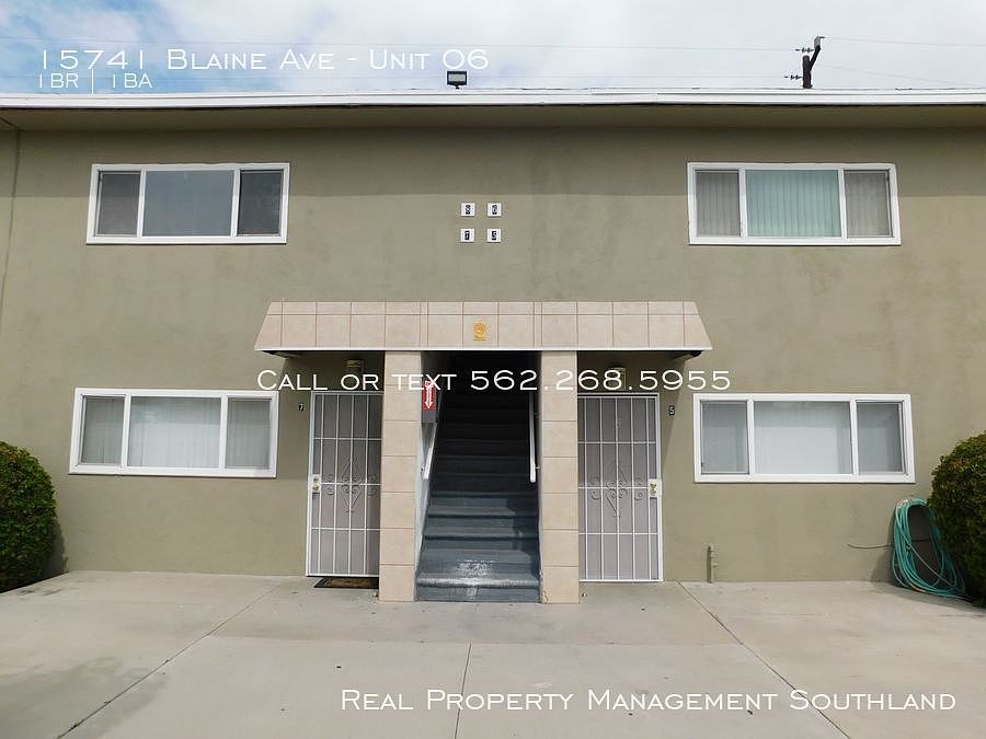 1st image of 15741 Blaine Ave Unit 6