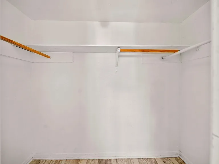 421 Emerson St #5 — Photo 7