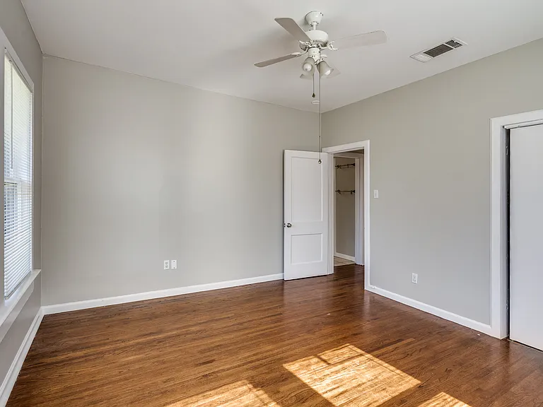 5011 Parkland Ave — Photo 17