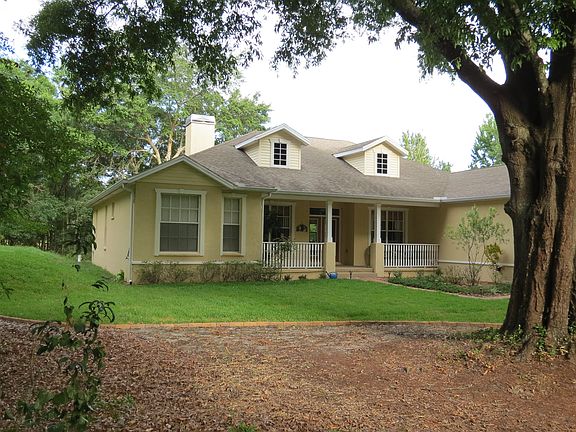 2nd image of 17033 Wintergreen Ct