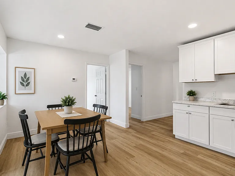 3032 48th Avenue Dr W — Photo 3