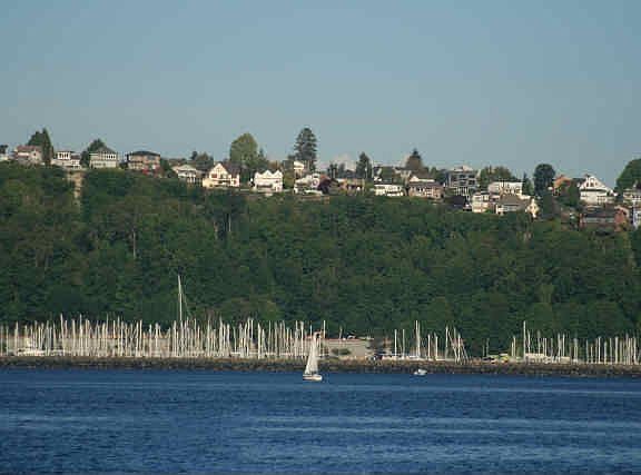 Sunset Hill Bluff, note green belt below home