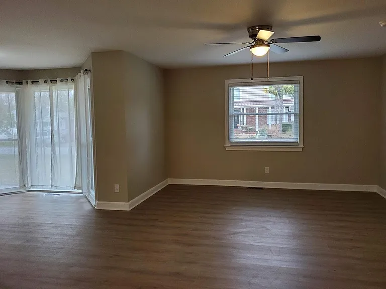 707 Shelley Rd — Photo 10